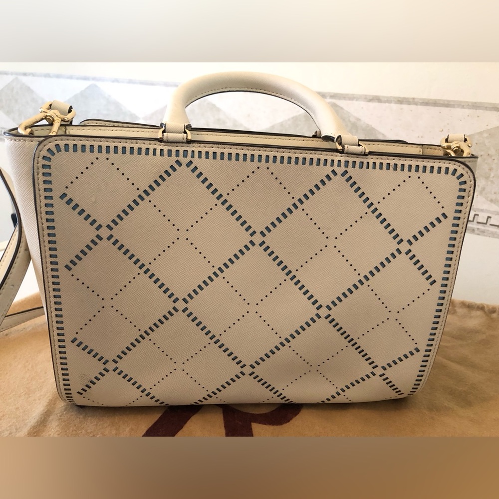 🌺🌺Authentic Tory Burch - Boutique Store Collection - Picture 7 of 15